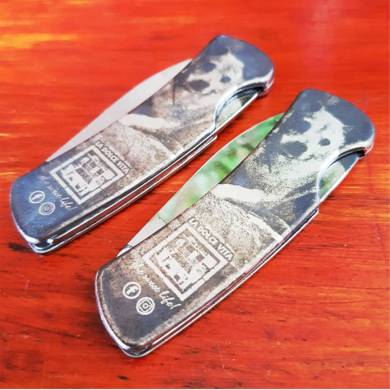 Laser-engraved knives
